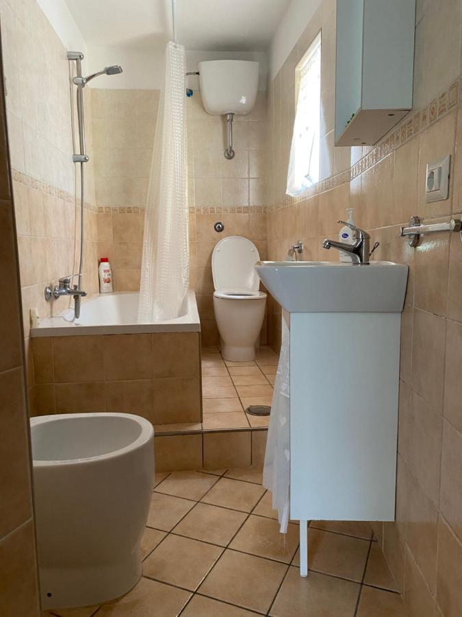 Le Mirage Residence كاستيلاّماري دي ستا المظهر الخارجي الصورة